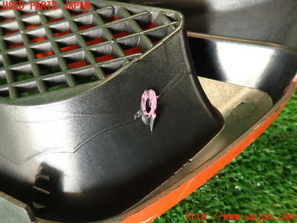 2UPJ-30501050]シビック フェリオ(EK3)ラジエターグリル 中古_m0005.jpg