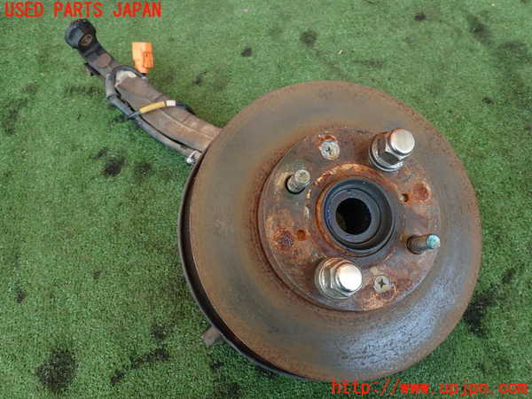 2UPJ-30504290]シビック フェリオ(EK3)右フロントナックルハブ 中古_m0001.jpg