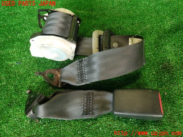 2UPJ-30507155]シビック フェリオ(EK3)右2列目シートベルト 中古_m0001.jpg