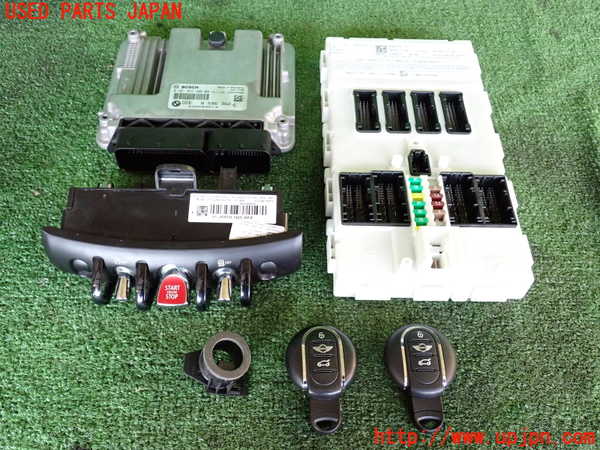 2UPJ-30516110]BMW ミニ(MINI)クーパーD(XN15)(F56)エンジンコンピューター DDE 中古_m0001.jpg