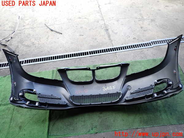 2UPJ-30521010]BMW 320i(PG20)(E90)フロントバンパー 中古_m0005.jpg