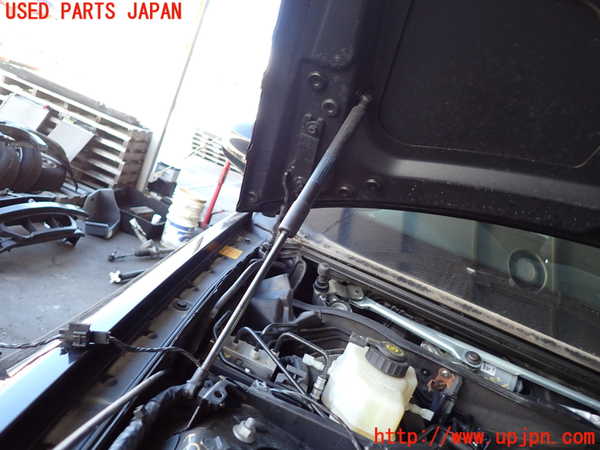 2UPJ-30521068]BMW 320i(PG20)(E90)ボンネットダンパー 中古_m0002.jpg