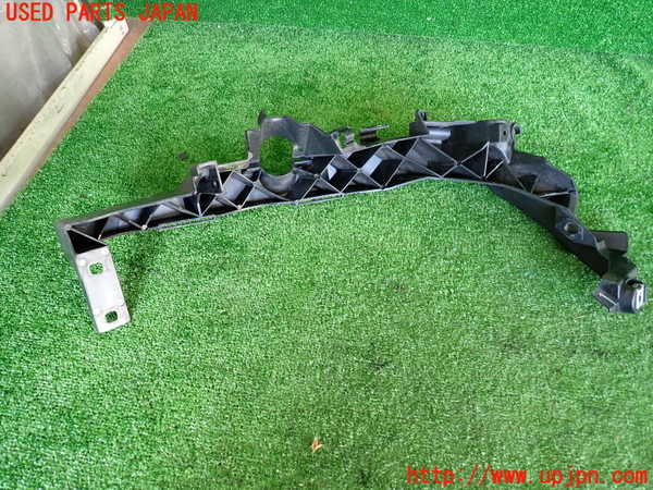 2UPJ-30521142]BMW 320i(PG20)(E90)左ヘッドライトリム 中古_m0002.jpg