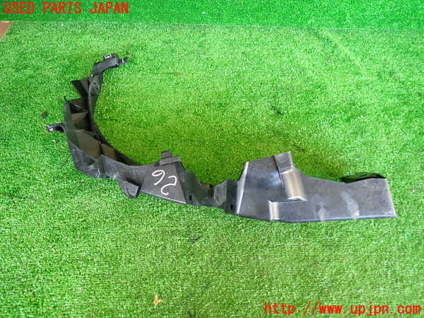 2UPJ-30521142]BMW 320i(PG20)(E90)左ヘッドライトリム 中古_m0003.jpg