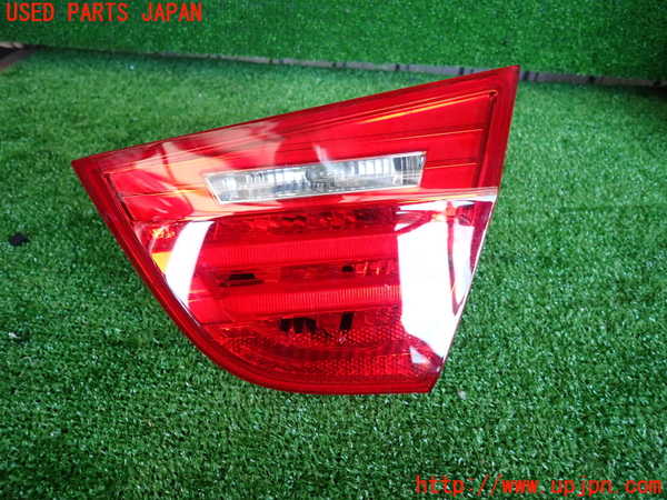 2UPJ-30521550]BMW 320i(PG20)(E90)右リアフィニッシャー 中古_m0001.jpg