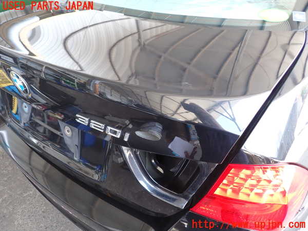 2UPJ-30521500]BMW 320i(PG20)(E90)トランク 中古_m0003.jpg