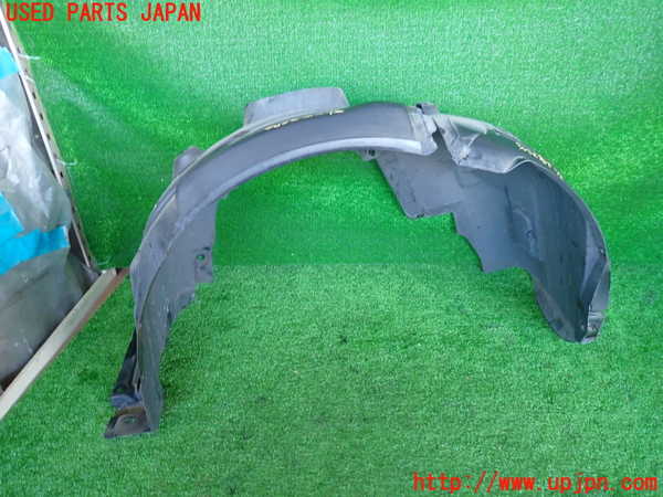 2UPJ-30521090]BMW 320i(PG20)(E90)右前フェンダーライナー 中古_m0001.jpg