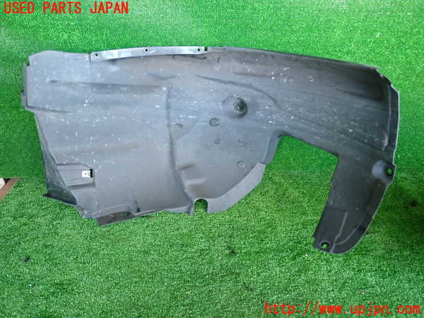 2UPJ-30521090]BMW 320i(PG20)(E90)右前フェンダーライナー 中古_m0004.jpg