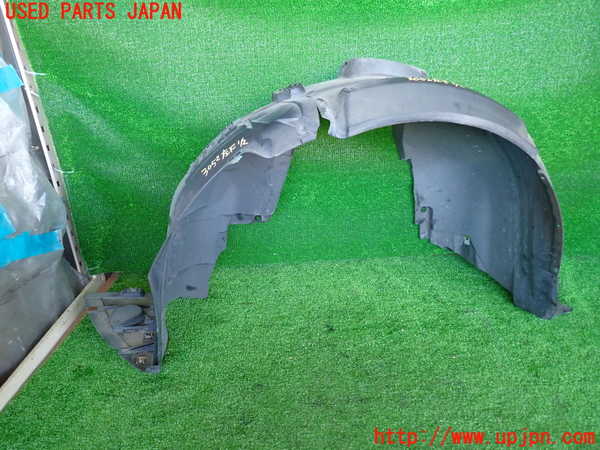 2UPJ-30521092]BMW 320i(PG20)(E90)左前フェンダーライナー 中古_m0001.jpg