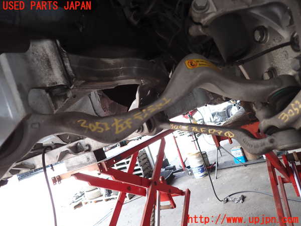 2UPJ-30525320]BMW 320i(PG20)(E90)左フロントテンションロッド 中古_m0001.jpg
