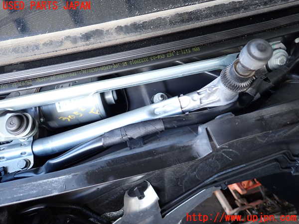 2UPJ-30526770]BMW 320i(PG20)(E90)フロントワイパーモーター 中古_m0002.jpg