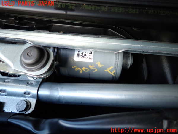 2UPJ-30526770]BMW 320i(PG20)(E90)フロントワイパーモーター 中古_m0004.jpg
