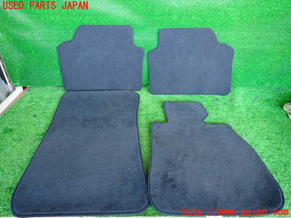 2UPJ-30527800]BMW 320i(PG20)(E90)フロアマット 中古_m0001.jpg