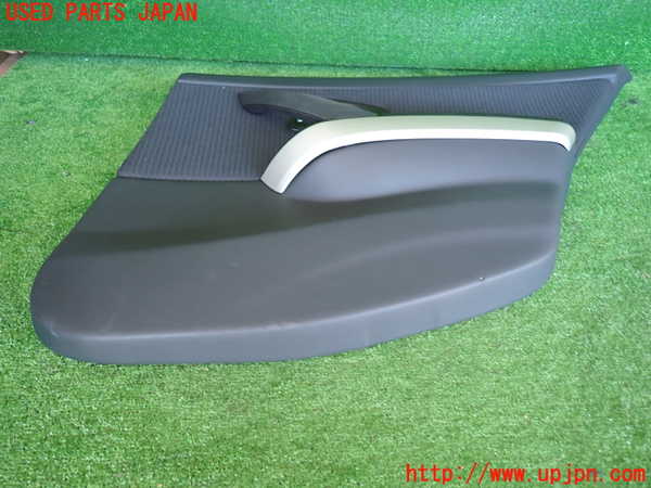 2UPJ-30521294]BMW 320i(PG20)(E90)右後ドア内張り 中古_m0004.jpg