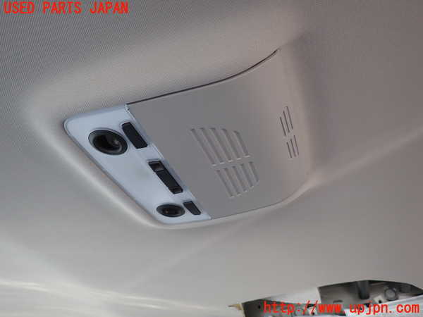 2UPJ-30526412]BMW 320i(PG20)(E90)ルームランプ2 2列目 中古_m0001.jpg