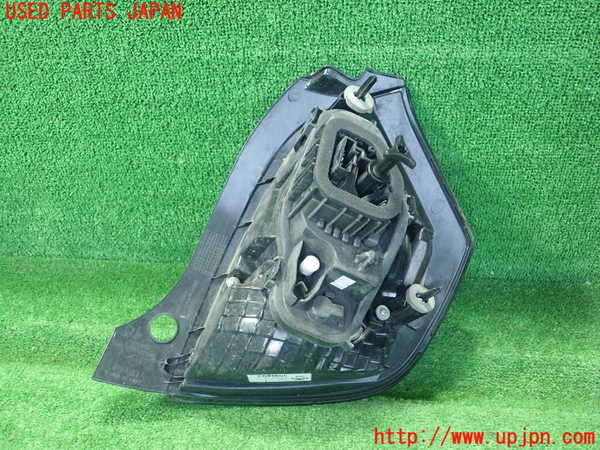 1UPJ-30531536]ルノー・トゥインゴ(AHH4B)左テールランプ 中古_m0002.jpg
