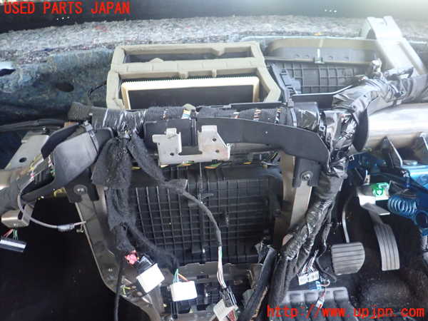 1UPJ-30536081]ルノー・トゥインゴ(AHH4B)エバポレーター1 中古_m0001.jpg