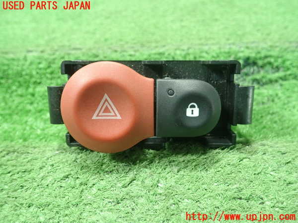1UPJ-30536290]ルノー・トゥインゴ(AHH4B)ハザードスイッチ 中古_m0001.jpg