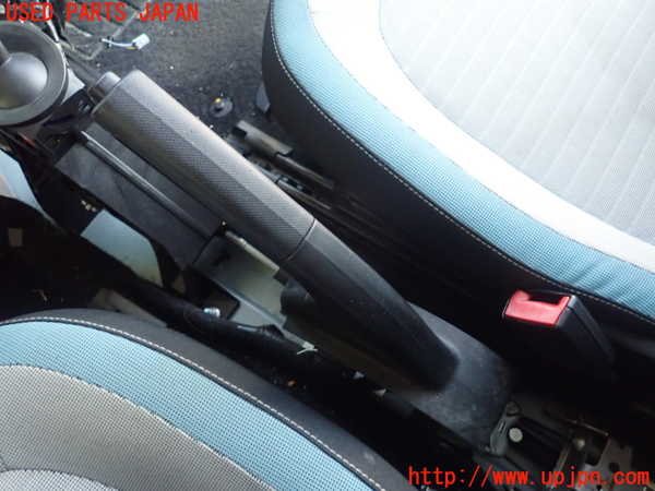 1UPJ-30537550]ルノー・トゥインゴ(AHH4B)サイドブレーキレバー 中古_m0001.jpg