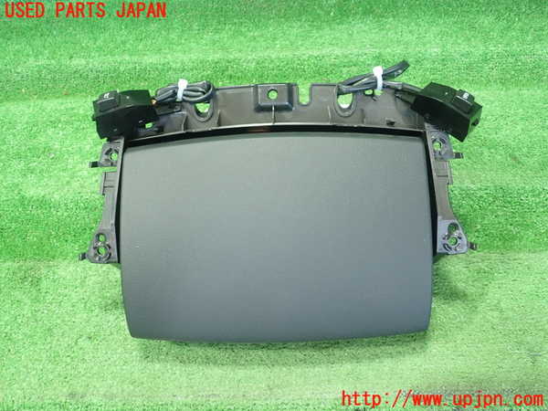 1UPJ-30546629]RX-8(SE3P)モニター 中古_m0001.jpg