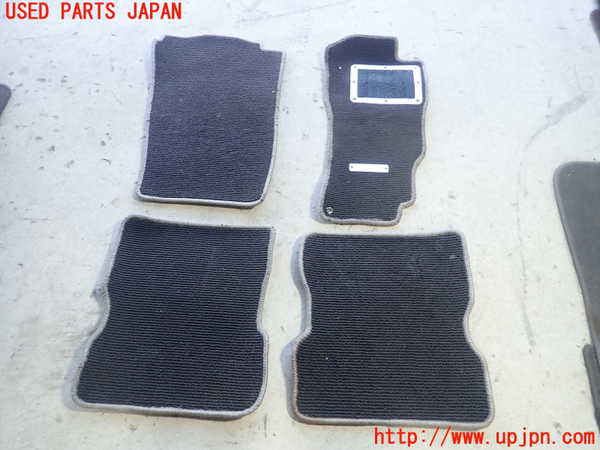 1UPJ-30547800]RX-8(SE3P)フロアマット 中古_m0001.jpg