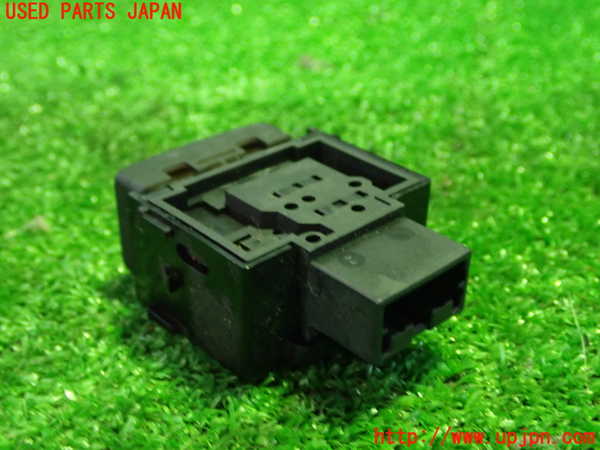 1UPJ-30556307]フェアレディZ(Z33)スイッチ2 (VDC OFF) 中古_m0003.jpg