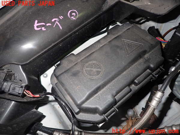 1UPJ-30566742]BMW 420i クーペ Mスポーツ(3N20 F32)ヒューズボックス2 中古_m0001.jpg