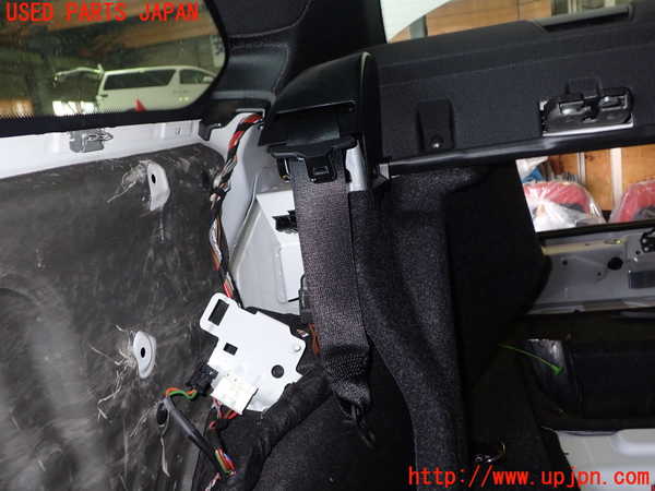 1UPJ-30567155]BMW 420i クーペ Mスポーツ(3N20 F32)右2列目シートベルト 中古_m0001.jpg