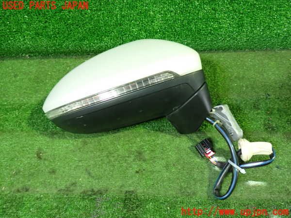 1UPJ-30571210]VW ゴルフ トゥーラン(1TCZD)右ドアミラー 中古_m0001.jpg