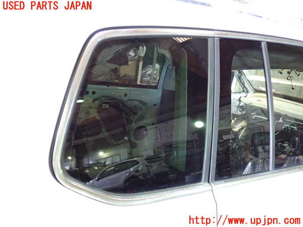 5UPJ-30571380]VW ゴルフ トゥーラン(1TCZD)右クォーターガラス 中古 PILKINGTON 43R-011595_m0001.jpg