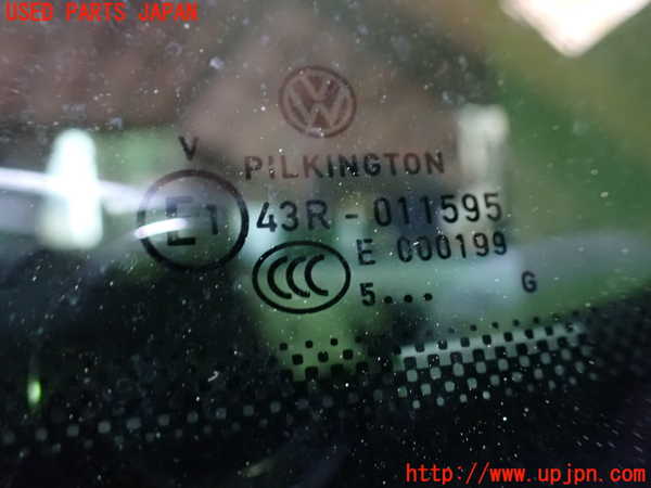 5UPJ-30571380]VW ゴルフ トゥーラン(1TCZD)右クォーターガラス 中古 PILKINGTON 43R-011595_m0002.jpg