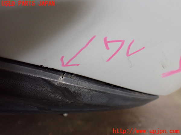 5UPJ-30571610]VW ゴルフ トゥーラン(1TCZD)リアバンパー 中古_m0004.jpg