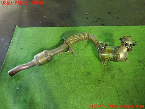 1UPJ-30572661]VW ゴルフ トゥーラン(1TCZD)触媒1 中古_m0001.jpg