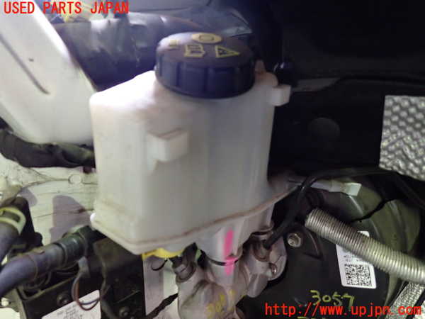 1UPJ-30574050]VW ゴルフ トゥーラン(1TCZD)ブレーキマスターシリンダー 中古_m0002.jpg