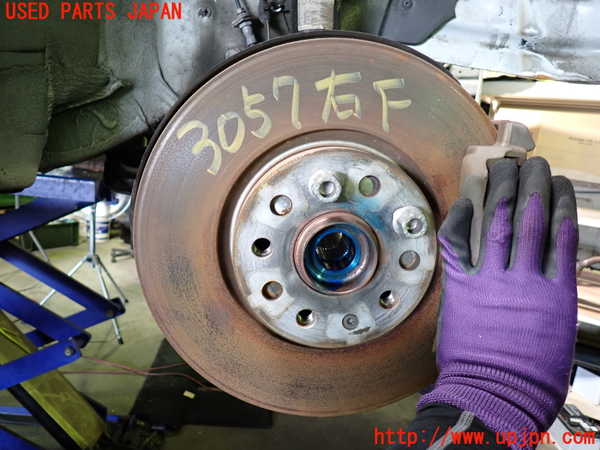 1UPJ-30574290]VW ゴルフ トゥーラン(1TCZD)右フロントナックルハブ 中古_m0001.jpg