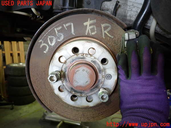 1UPJ-30574300]VW ゴルフ トゥーラン(1TCZD)右リアナックルハブ 中古_m0001.jpg