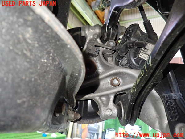 1UPJ-30574305]VW ゴルフ トゥーラン(1TCZD)左リアナックルハブ 中古_m0002.jpg
