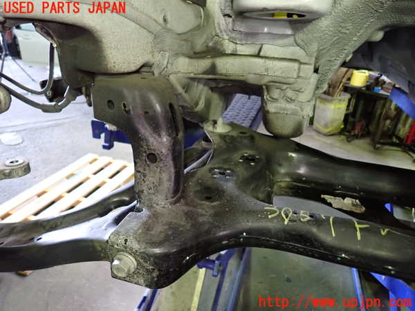 5UPJ-30575285]VW ゴルフ トゥーラン(1TCZD)フロントメンバー 中古_m0003.jpg