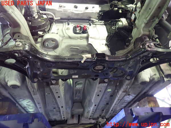 5UPJ-30575285]VW ゴルフ トゥーラン(1TCZD)フロントメンバー 中古_m0004.jpg