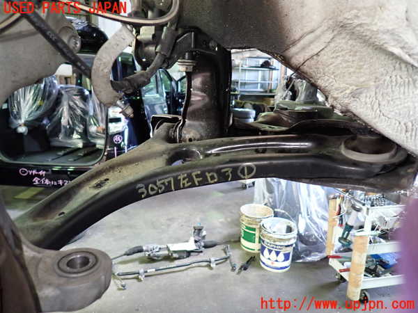 1UPJ-30575186]VW ゴルフ トゥーラン(1TCZD)左フロントロアアーム1 中古_m0001.jpg