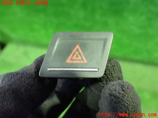 1UPJ-30576290]VW ゴルフ トゥーラン(1TCZD)ハザードスイッチ 中古_m0001.jpg