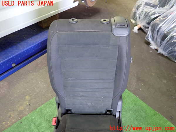 1UPJ-30577175]VW ゴルフ トゥーラン(1TCZD)左2列目シート 中古_m0002.jpg