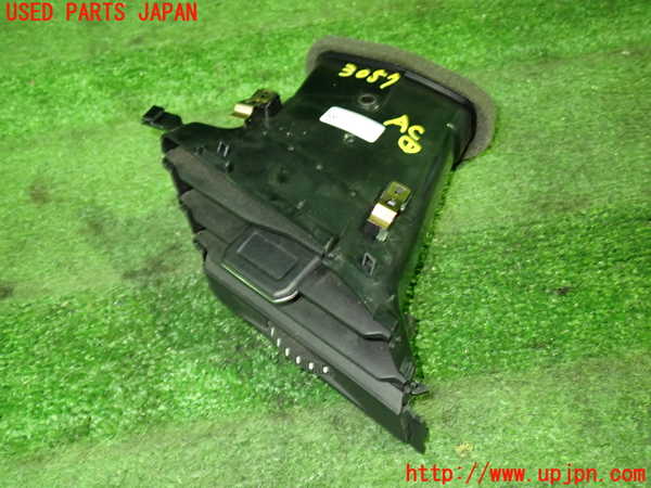 1UPJ-30577526]VW ゴルフ トゥーラン(1TCZD)エアコン吹き出し口1 中古_m0001.jpg