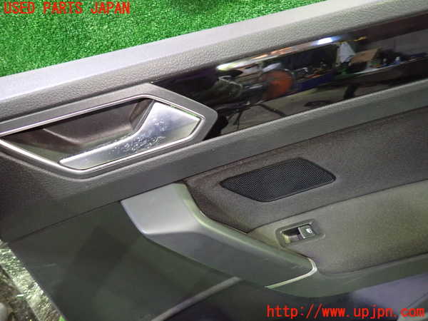 1UPJ-30571294]VW ゴルフ トゥーラン(1TCZD)右後ドア内張り 中古_m0002.jpg