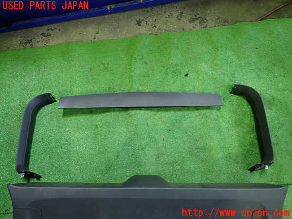 1UPJ-30571578]VW ゴルフ トゥーラン(1TCZD)バックドア内張り 中古_m0002.jpg