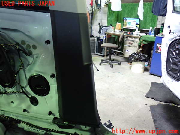 1UPJ-30577670]VW ゴルフ トゥーラン(1TCZD)左センターピラートリム 中古_m0003.jpg