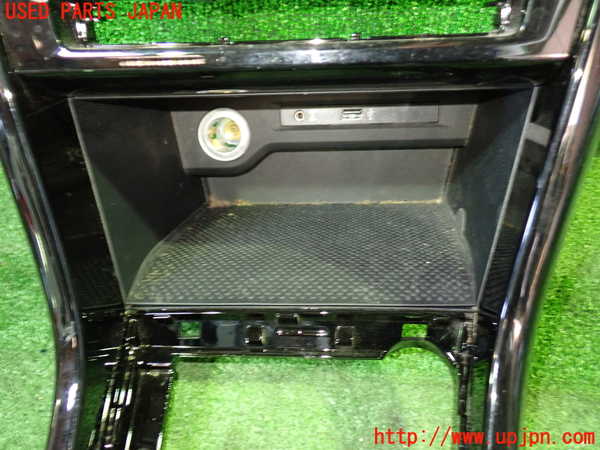 1UPJ-30577691]VW ゴルフ トゥーラン(1TCZD)内装トリム類1 中古_m0002.jpg