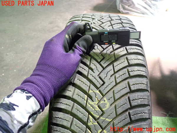 1UPJ-30579039]VW ゴルフ トゥーラン(1TCZD)タイヤ　ホイール　1本④ 215/55R17 中古_m0005.jpg