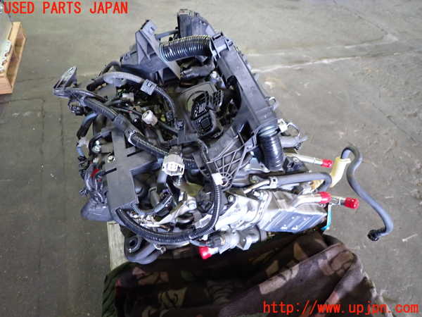 1UPJ-30582010]プリウスPHV(ZVW52)エンジン 2ZR-FXE 中古_m0003.jpg