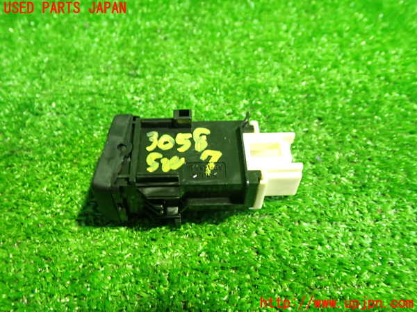 1UPJ-30586312]プリウスPHV(ZVW52)スイッチ7(シートヒーター) 中古_m0003.jpg